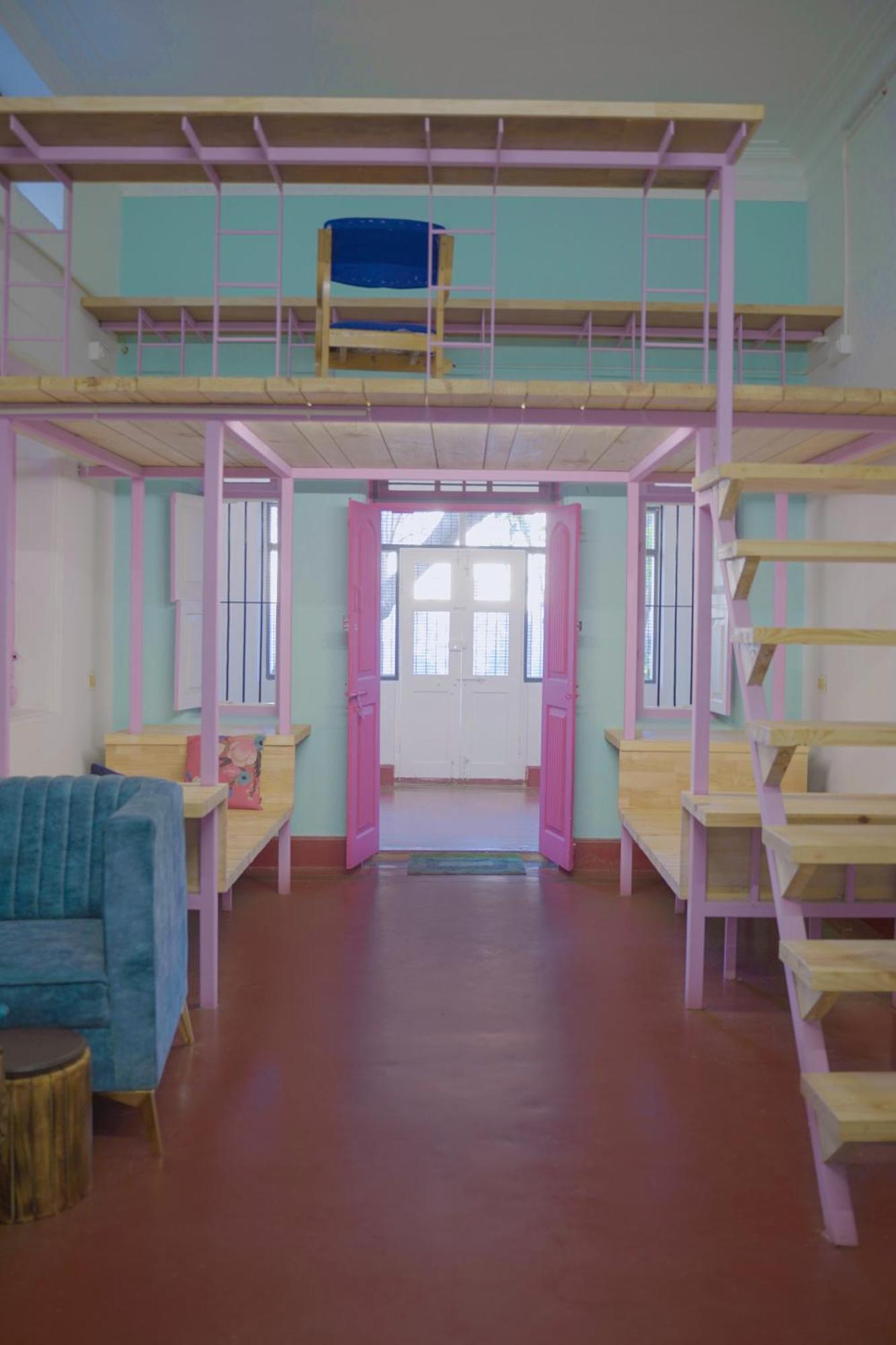 Rahees Bi Roambay - Backpacker Hostel ไมซอร์ ภายนอก รูปภาพ